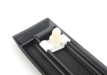 Rechte vordere laterale Form MT Technic OEM 51132250072 für BMW 3 E36 -Serie. Original BMW.