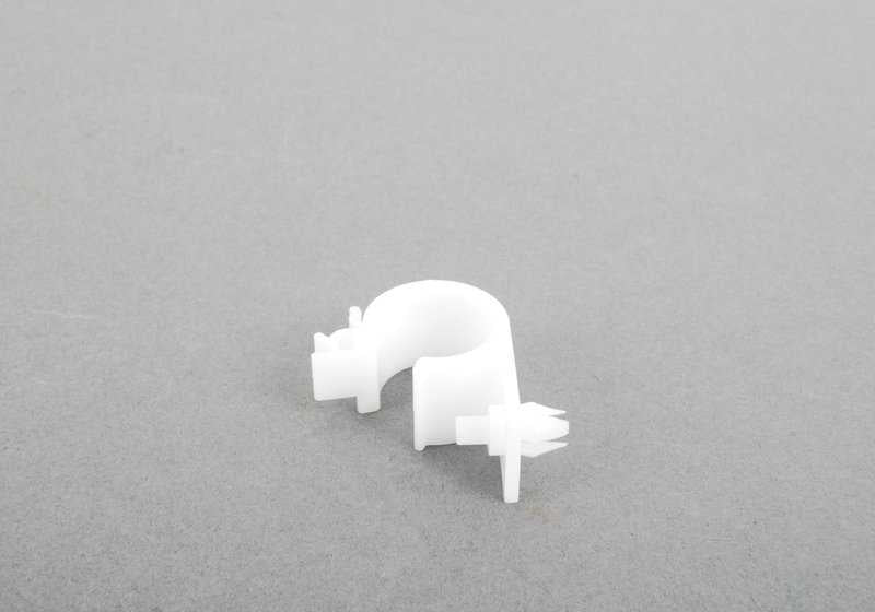 Clip sujeta tubos OEM 16136758018 para BMW Z4 E85 (modelos 2.0i, 2.2i, 2.5i con motor N46 y M54, años 2002–2008). Pieza original BMW. Ideal para fijar conductos en sistema de ventilación o combustible.