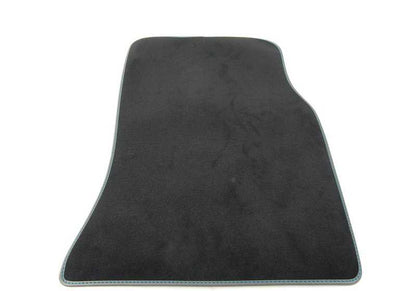 Juego de alfombrillas de moqueta con costura en azul caoba OEM 51477324847 para MINI R56 (Cooper, Cooper S, Cooper D, One) con cambio manual o automático. Original MINI.