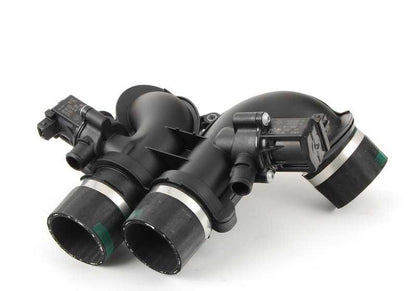 Tubo de admisión de aire OEM 13717589643 para BMW E70, X5 E70, X6 E71. Original BMW.