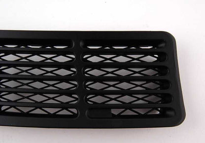 Rejilla decorativa (derecha) OEM 51131904572 para BMW E30. Original BMW.