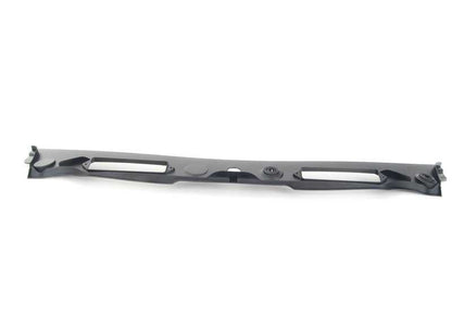 Cubierta de canalización del parabrisas OEM 51717058220 para BMW E81, E82, E87, E88. Original BMW.