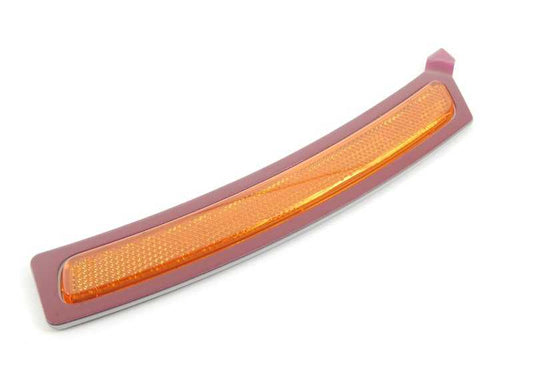 Luz de posición lateral derecha OEM 63147295504 para BMW F34. Original BMW.