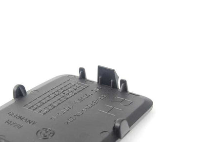 Reboque direito OJETE OEM 51127303816 Para BMW X1 E84. BMW original.