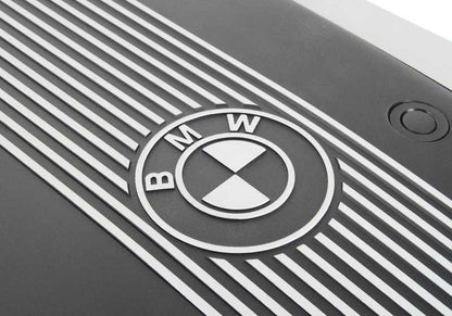 Cubierta insonorizante OEM 11611435459 para BMW E39. Original BMW.