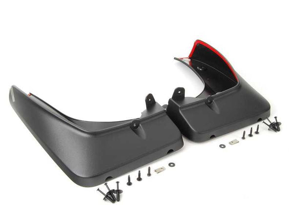 Juego de guardabarros traseros OEM 82162302408 para BMW X5 F15 (2013-2018) con llantas 18"/19". Original BMW.