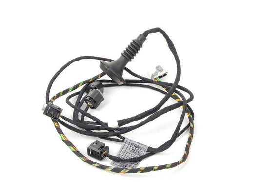 Cableado sensor de aparcamiento (PDC) OEM 61126920858 para BMW E39 520d, 520i (todos los modelos compatibles). Original BMW.
