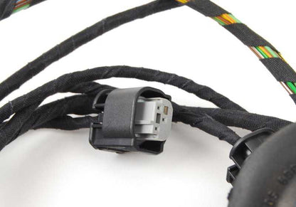 Cableado sensor de aparcamiento (PDC) OEM 61126920858 para BMW E39 520d, 520i (todos los modelos compatibles). Original BMW.