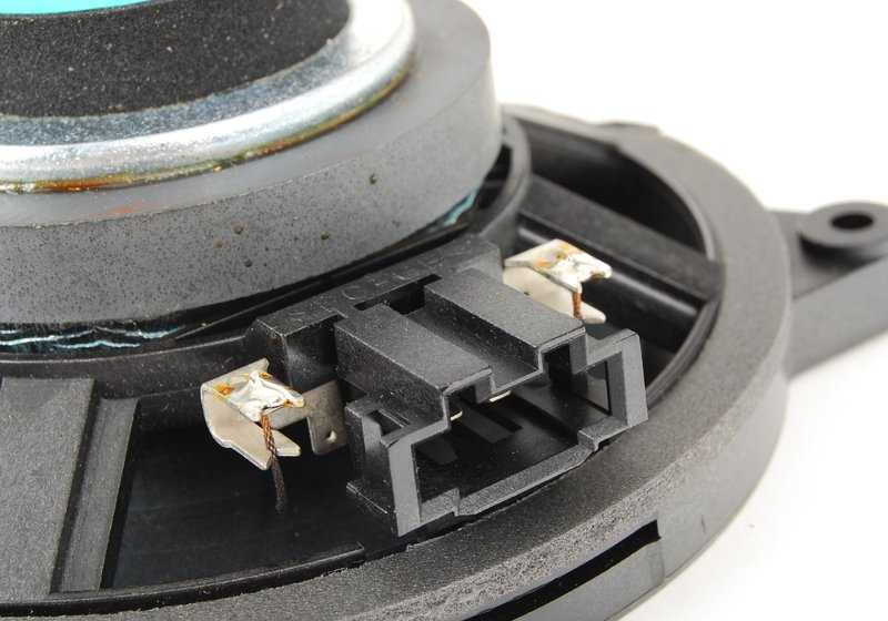 Altavoz HiFi OEM 65138378556 para BMW E46 (Todos los modelos). Original BMW.