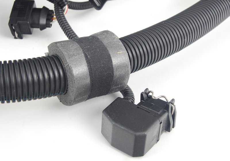 Cableado motor módulo de motor OEM 12517503611 para BMW X5 E53. Original BMW.