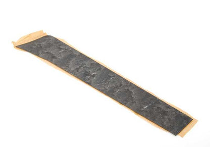 Aislante acústico larguero derecho OEM 51481911390 para BMW E30. Original BMW.