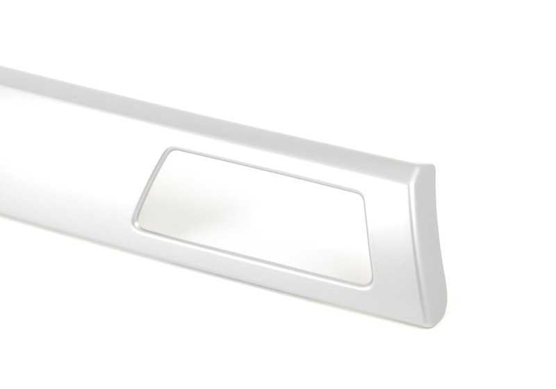 Moulage décoratif Tableau de bord droit OEM 51456985641 pour BMW E90, E91, E92, E93. BMW d'origine.
