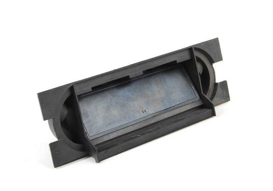 Tapa de ventilación trasera OEM 64221972010 para BMW E30. Rejilla original para salida de aire en maletero. Compatible solo con modelos BMW E30. Pieza original BMW.