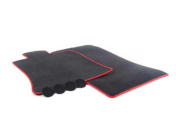 Juego de alfombrillas de moqueta velours OEM 51477330808 para MINI R55, R56, R57. Alfombras originales MINI, diseño específico para versiones GP2, ajuste perfecto y calidad premium.