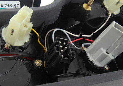 Piloto trasero izquierdo con intermitente blanco OEM 63212695025 para BMW E36 y Z3. Original BMW.