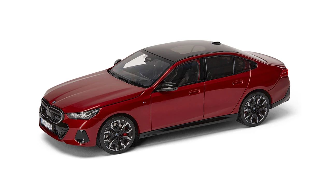 Miniatura BMW i5 G60 scala 1:18 OEM 80435B319C1 per BMW. BMW originale.