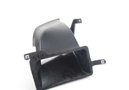 Conducto de aire para radiador de aceite delantero derecho OEM 51748051606 para BMW E82. Original BMW.