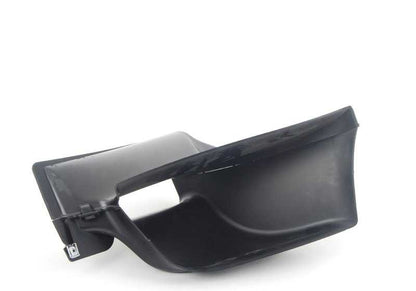 Conducto de aire para radiador de aceite delantero derecho OEM 51748051606 para BMW E82. Original BMW.