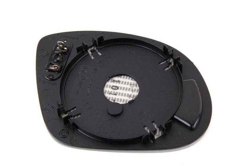 Cristal retrovisor derecho calefactable OEM 51162267223 para BMW E36, E34, E31. Compatible con múltiples versiones dentro de estas series. Recambio original BMW.