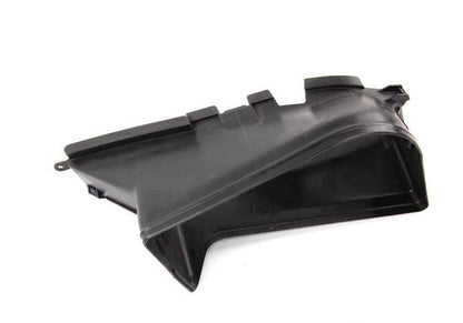 Conducto de aire izquierdo OEM 51118174845 para BMW E39. Compatible con todos los modelos Serie 5 E39. Original BMW.