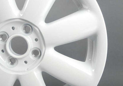 Llanta de aluminio Crown Spoke 104 Aspen White 17" OEM 36116769412 para MINI R50, R53, R56, Clubman R55, Cabrio R52, R57... y más. Original MINI.