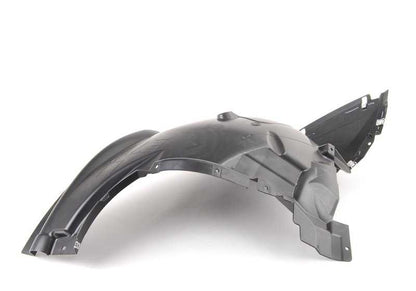 Cubierta paso de rueda delantera izquierda OEM 51717180617 para BMW X6 E71 xDrive30d, xDrive35d, xDrive35i {E71}. Original BMW.