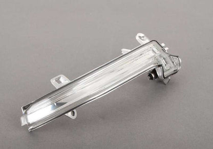 Intermittierender rechter Spiegel OEM 63137280772 für BMW F20, F21, F22, F23, F87, F30, F31, F34, F35, F32, F33, F36, E84, i3 (I01). Original BMW.