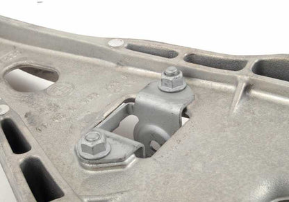 Brazo de suspensión trasero superior izquierdo OEM 33326781625 para BMW E46 {316i, 316Ci} (todos los acabados y motorizaciones indicados). Original BMW.
