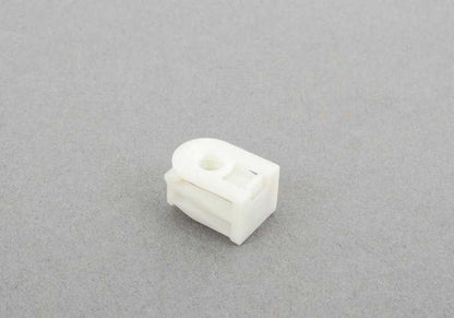 Clip de plástico OEM 07147311312 para BMW {F40, F70, F44, F45, F46, F87, G42, U06, F74, F78, G87, G20, G21, G28, G80, G81, F32, F33, F36, G22, G23, G26, G82, G83, F07, F10, F11, F90, G30, G31, G60, G61, G68, G90, G99, F06, F12, F13, G32, F01, F02, F
