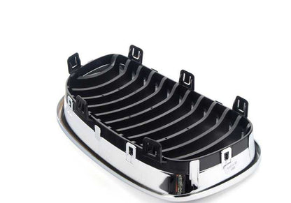 Bord, die verchromte OEM 51137179655 für BMW E81, E82, E87, E88. Original BMW.