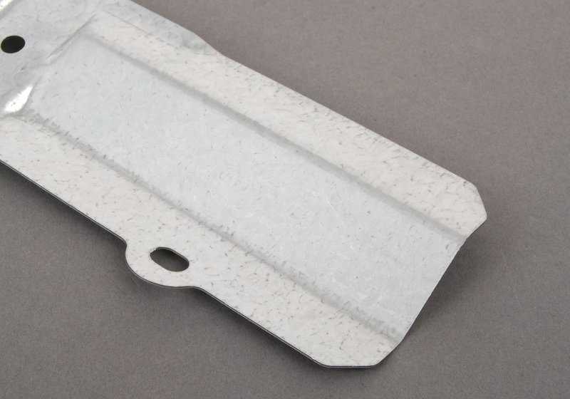 Defensa térmica OEM 16111180292 para BMW E30. Pieza original BMW.