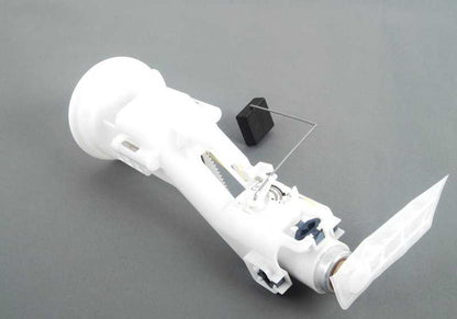 Unidad de suministro de combustible derecha OEM 16116755043 para BMW X5 E53. Original BMW.