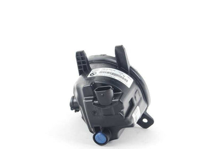 Faróis de neblina LED esquerdos para BMW F20N, F21N Série 2 F22N, F23N Série 3 F30N, F31N, F34N, F35N Série 4 F32, F33, F36 (OEM 63177315559). BMW original