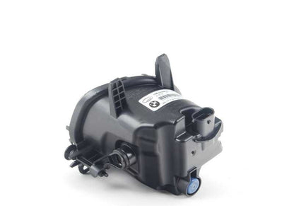Faróis de neblina LED esquerdos para BMW F20N, F21N Série 2 F22N, F23N Série 3 F30N, F31N, F34N, F35N Série 4 F32, F33, F36 (OEM 63177315559). BMW original