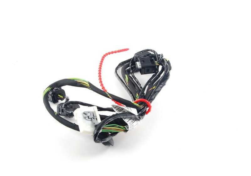 Sensores de fiação de estacionamento (PDC) OEM 61126925903 para BMW Z4 E85, E86. Conector original para sistema de auxílio de estacionamento. Substituição original da BMW.