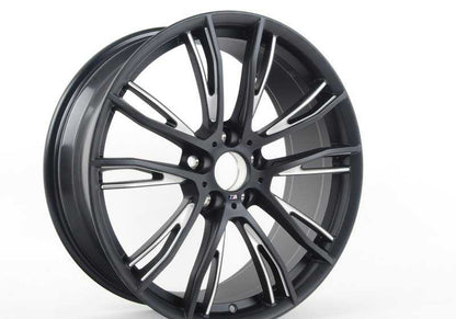 Alloy tire M double radio 624 OEM 36116862774 for BMW F30, F31, F32, F33, F36. Original BMW.