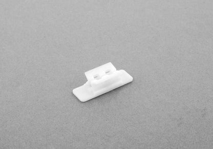 Clip para revestimiento de suelo OEM 07146968215 para BMW E81, E87, F20, F30, G20, i3, i8, X1, MINI F56, F55, F60... y más. Original BMW y MINI.