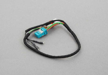 Specchio di cablaggio retrovisore elettrico sinistro OEM 67136973721 per BMW E70 (X5) ed E71/E72 (X6). Compatibile con tutti i motori indicati. BMW di riserva originale.