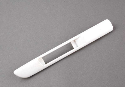 Stampa di stampaggio laterale sinistro OEM 51137893677 per BMW E46 M3, M3 CSL. Compatibile con modelli dal 2000 al 2006. BMW originale.