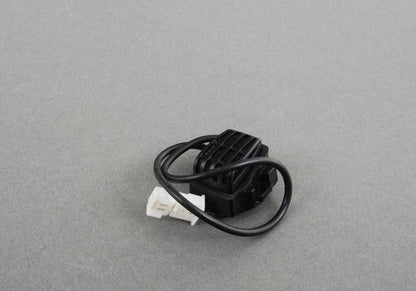 Micrófono manos libres OEM 84316937391 para BMW E46, E85, E86. Original BMW.