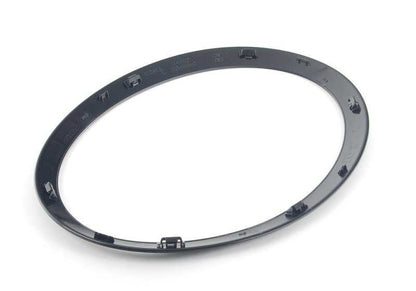 Anillo embellecedor de faro derecho negro OEM 51137449210 para MINI F55, F56, F57, F56 LCI, F55 LCI... y más. Original MINI.
