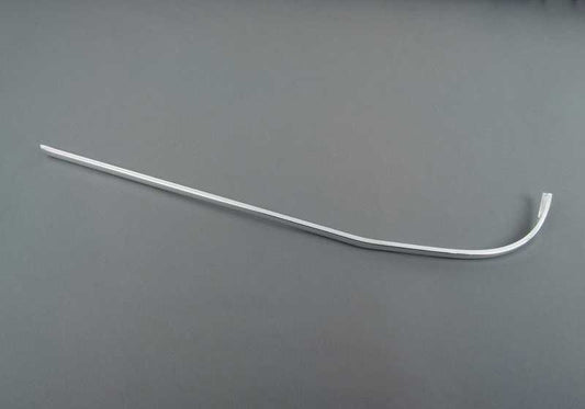 Moldura trasera izquierda OEM 51135476178 para BMW X5 (G05) y BMW X6 (G06). Original BMW.