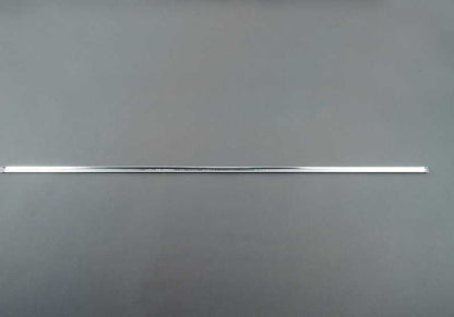 Moldura embellecedora puerta delantera derecha OEM 51136454185 para BMW E46 (Todos los modelos compatibles). Pieza original BMW.