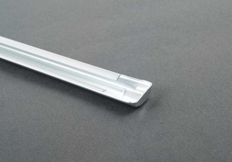 Moldura embellecedora puerta delantera derecha OEM 51136454185 para BMW E46 (Todos los modelos compatibles). Pieza original BMW.