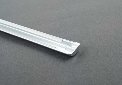 Moldura embellecedora puerta delantera derecha OEM 51136454185 para BMW E46 (Todos los modelos compatibles). Pieza original BMW.