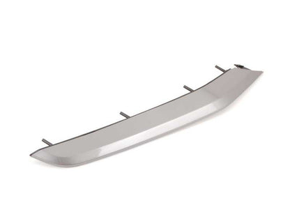 Rejilla embellecedora lateral derecha OEM 51118056868 para BMW X5 F15. Pieza original BMW.