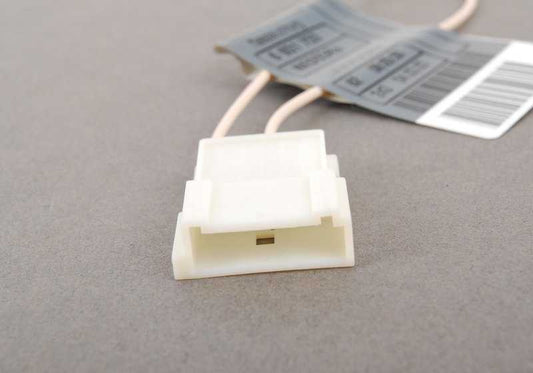 Adaptador filtro RC OEM 61126931734 para BMW E39 y E53. Compatible con sistemas de sonido HiFi/Top HiFi y HiFi DSP. Recambio original BMW.