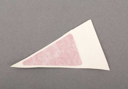 OEM rear reflector 63318363847 for BMW 5 E39 (520d, 520i) years 1996-2003. Compatible with diesel and gasoline versions, manual and automatic change. Original BMW.