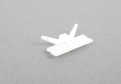 Clip de fijación OEM 51317113200 para MINI R50, R53. Original MINI.