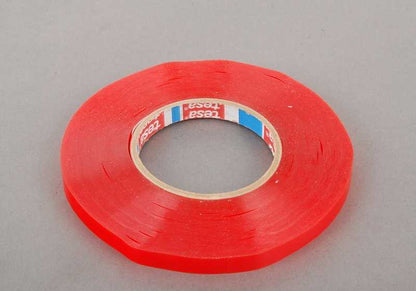 OEM adhesive tape 54112290978 for BMW E36 and Z3. Ideal for assembly in roofs and interior pieces. Original BMW.